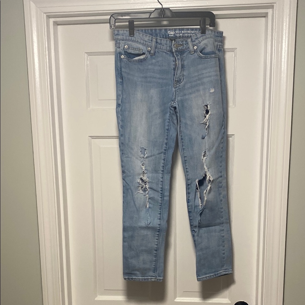 GAP Women's Sexy Boyfriend Fit Ankle Cropped Light Blue Jeans